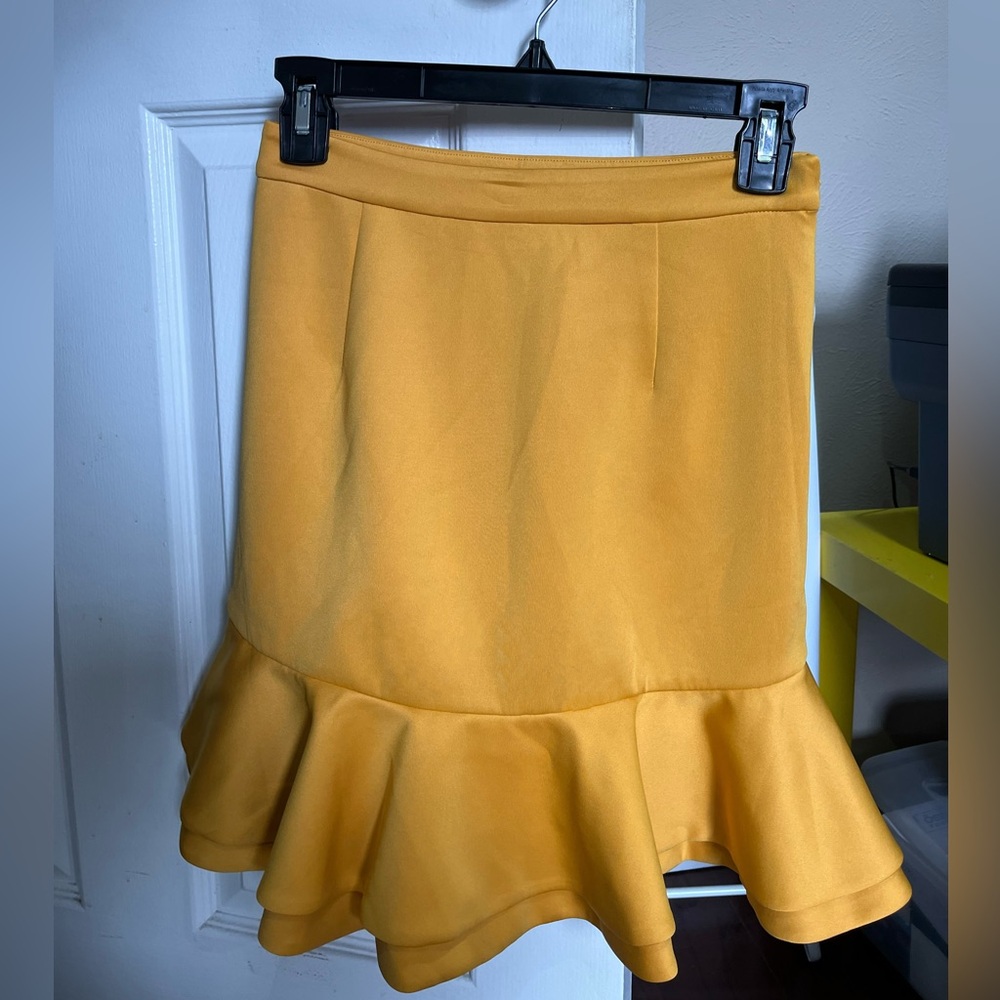 OCHIRLY FLARE MINI SKIRT